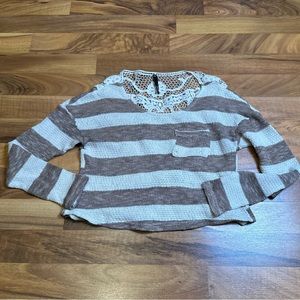 Roxy Brown & Cream Knit And‎ Crochet Back Long Sleeve Size Small